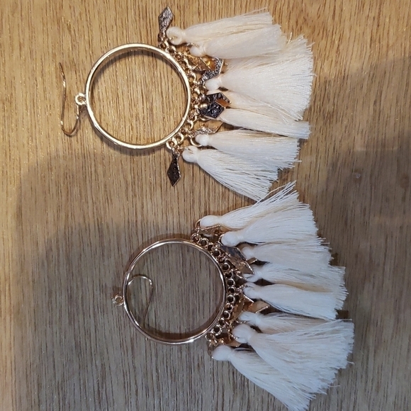 MACRAME Hoop Earrings - Picture 1 of 3